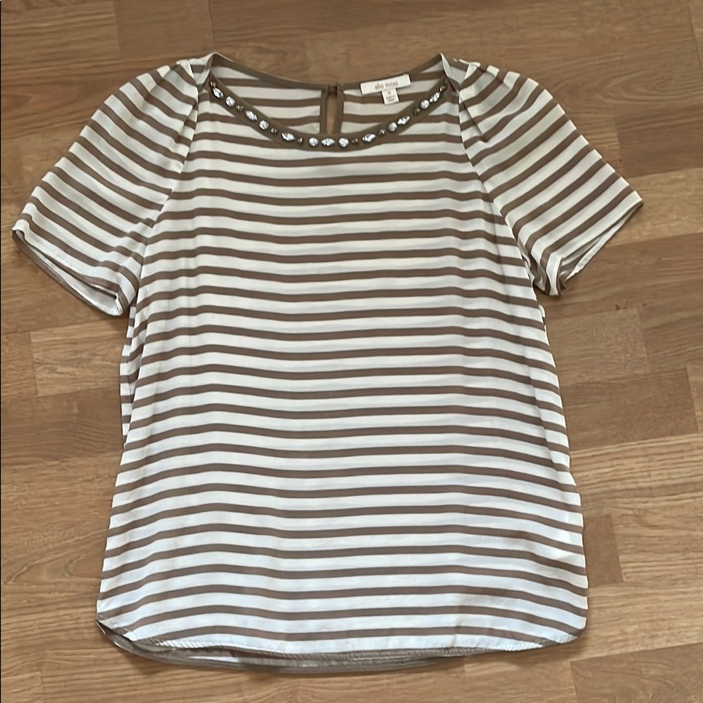 Ella Moss White and Tan Striped Short Sleeve Blouse